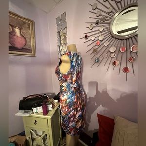 Calvin Klein dress Gold metal hardware (zipper)
Barely used
Size 10